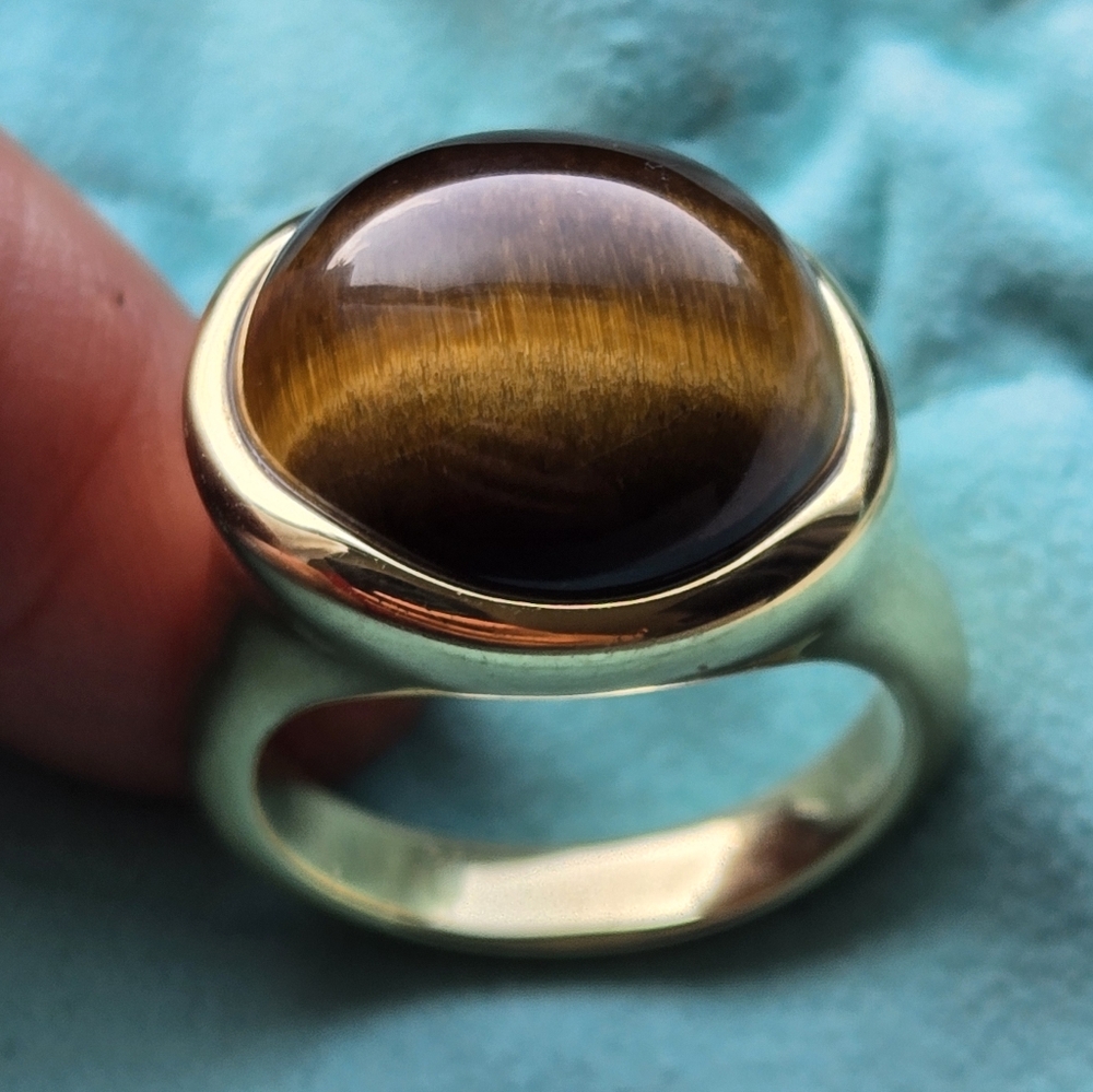 Tiffany & Co. 18k Yellow Gold Tigers Eye Cabochon Ring